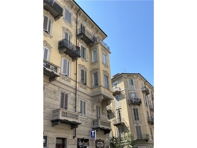 Appartamento in Via Di Nanni, 95, Torino (TO)