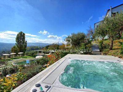 Villa in vendita a Montefiore Conca