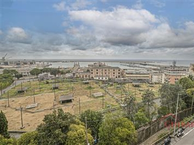 Appartamento - Pentalocale a Pegli, Genova