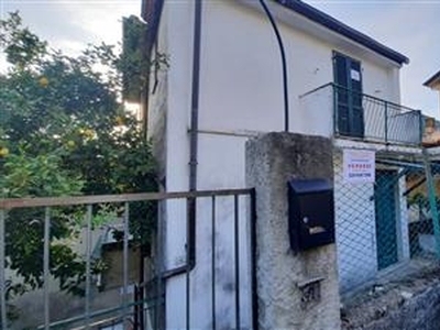 Casa semindipendente in buono stato di 90 mq. a Pariana