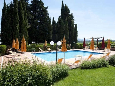 Appartamento con piscina all'aperto