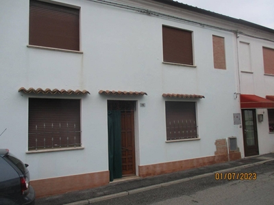 Casa semi indipendente in Via Bulgarelli 15-17 in zona Massa Fiscaglia a Fiscaglia