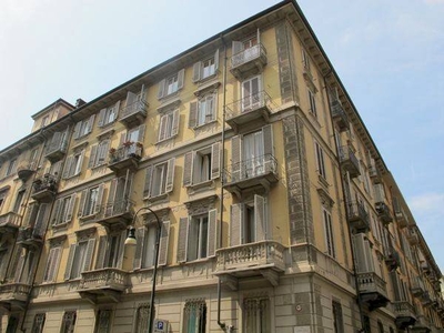 Quadrilocale Crocetta - Via Magenta 51, Torino