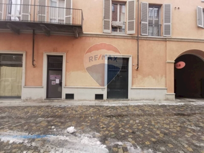 Vendita Appartamento Via Orfanotrofio, Asti