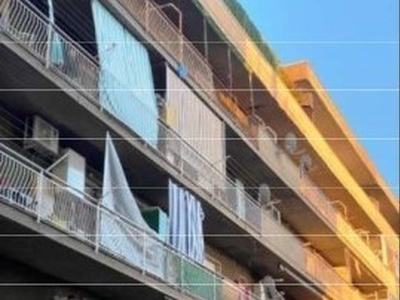 Appartamento in Vendita a Alessandria, 34'594€, 110 m², con Box