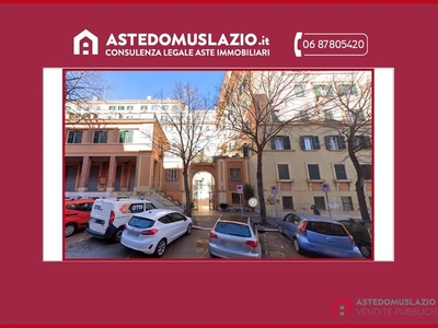 Appartamento in Vendita a Roma, 192'000€, 72 m²