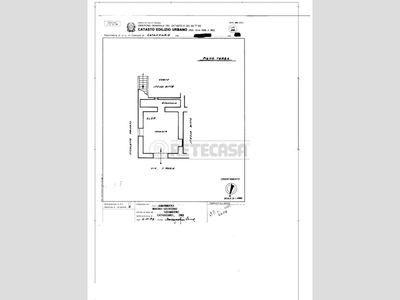 Attività commerciale in Vendita a Catanzaro, 50'000€, 50 m²