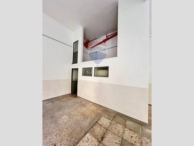 Box in Vendita a Catania, zona Zona centro, 112'000€, 126 m²