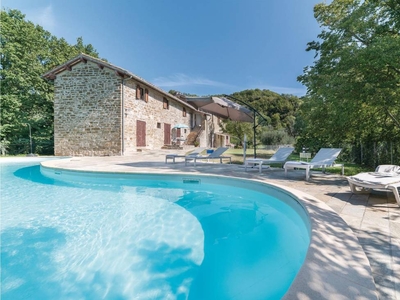 Casa a Belvedere con piscina, barbecue e terrazza