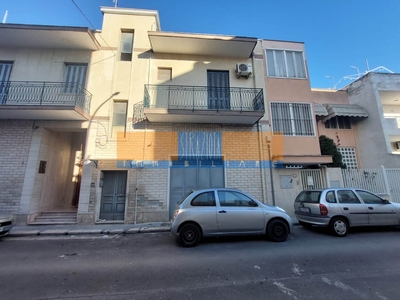 Appartamento in vendita a Modugno Bari