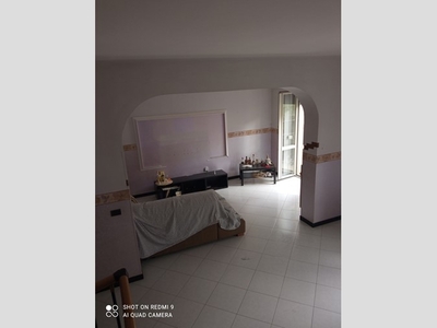 Appartamento in Vendita a Benevento, 150'000€, 165 m²