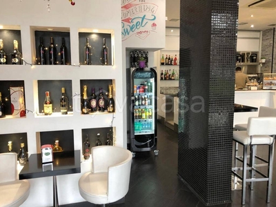 Bar in in vendita da privato a Roma via Adolfo Celi, 33
