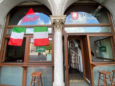 Bar in vendita a Cividale del Friuli piazza Foro Giulio Cesare, 3