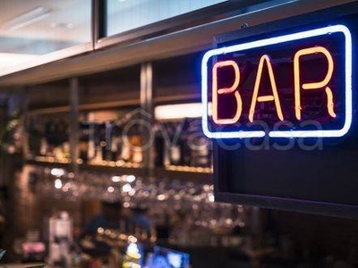 Bar in vendita a Roma via della Riserva Nuova