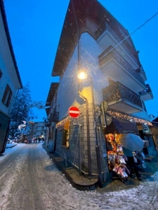 BARDONECCHIA BILOCALE ANNUALE BORGO VECCHIO