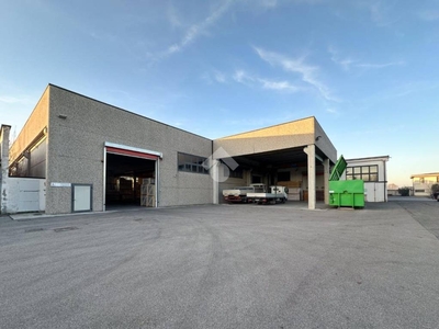 Capannone Industriale in vendita a Grontardo via Trieste, 47