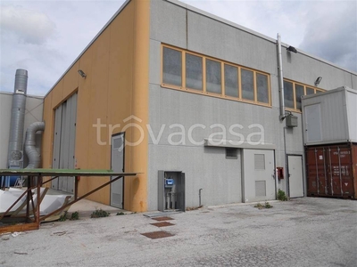 Capannone Industriale in vendita a Monte Porzio via Padana