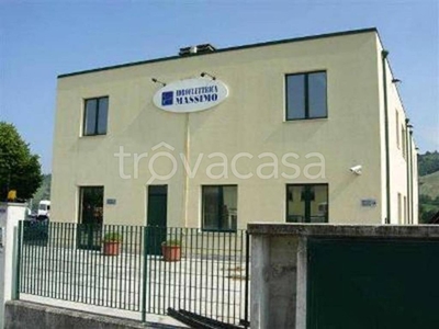Capannone Industriale in vendita a Petritoli contrada Paganelli, Snc