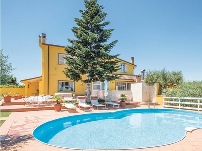 Casa a Roma con piscina privata