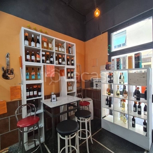Enoteca/Wine Bar in vendita a Genova