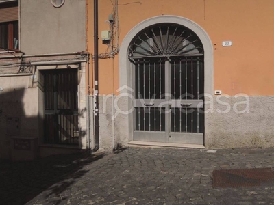 Magazzino in in vendita da privato a Frascati via Goffredo Mameli, 22