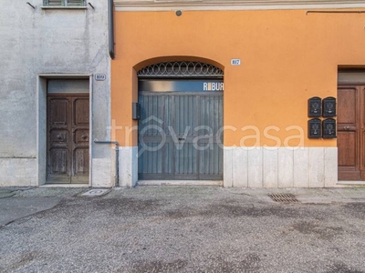 Magazzino in vendita a Rieti via San Liberatore, 107