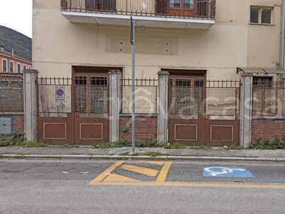 Negozio in in vendita da privato a Rieti via Giacomo Matteotti, 23