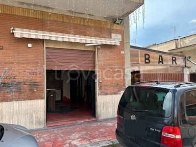 Negozio in vendita a Guidonia Montecelio via Lombardia, 27