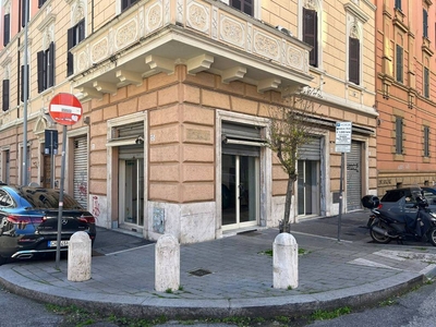 Negozio in vendita a Roma via Premuda