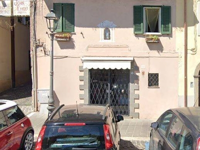 Profumeria e cosmetica in in vendita da privato a Monte Compatri piazza Giuseppe Garibaldi