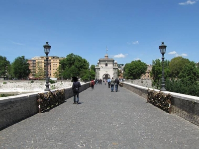 Ristorante in vendita a Roma ponte Milvio