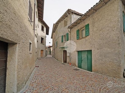 RUSTICO A TIGNALE