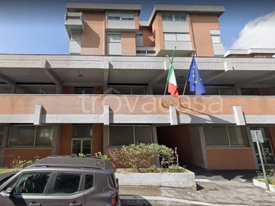 Ufficio in vendita a Macerata via Lorenzoni, 8