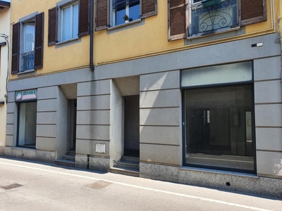 Ufficio in vendita a Mariano Comense via Montebello 25/27