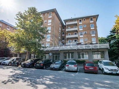 Ufficio in vendita a Trieste via Costantino Cumano, 7
