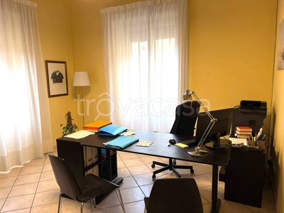 Ufficio in vendita a Viterbo viale Guglielmo Marconi, 7