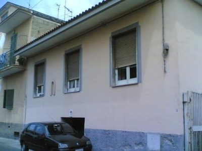 Casa singola da ristrutturare a Villaricca