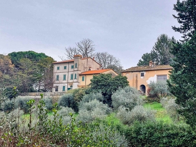 Villa bifamiliare in vendita a Serravalle Pistoiese Pistoia