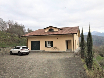Villa in vendita a Fivizzano Massa Carrara Soliera