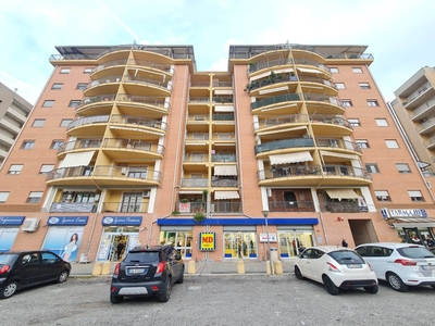 Appartamento in vendita a Cosenza Viale Mancini