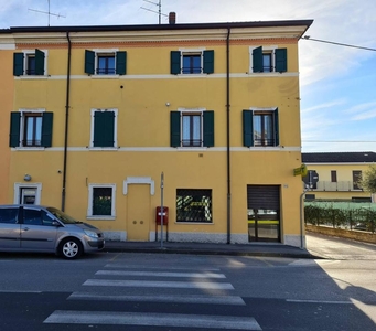 Appartamento in vendita a Nogarole Rocca