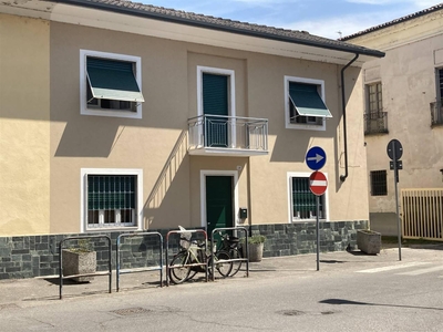 Appartamento in vendita a Sannazzaro De' Burgondi