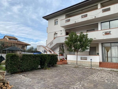 Appartamento in vendita a Sant'Omero