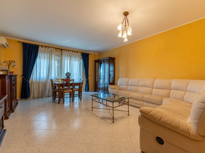 Appartamento in Via Avvocato Vincenzo Cirincione 4 a Cefalu'