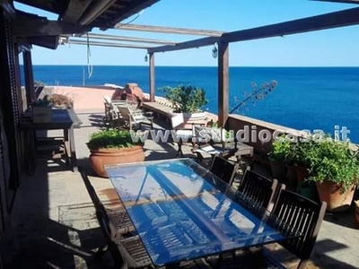 Appartamento in villa in vendita a Isola Del Giglio