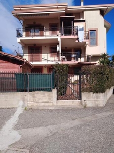 Appartamento in villa in vendita a Marano Marchesato