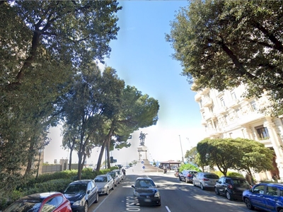 Appartamento - Più di 5 locali a Carignano, Genova