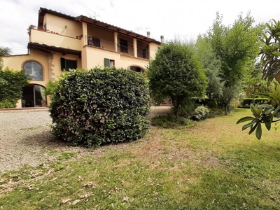 Casa colonica in vendita a Laterina Pergine Valdarno