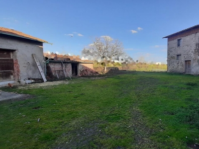 Casa colonica in vendita a Montevarchi