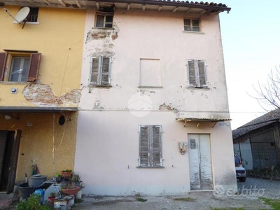 CASA DI CORTE A MONTICELLI PAVESE